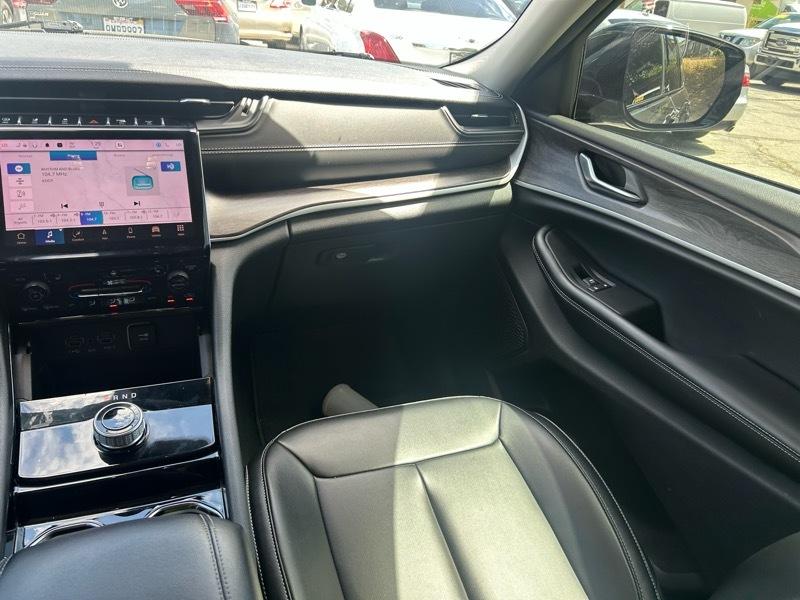 Jeep Grand Cherokee Limited 2WD 2023