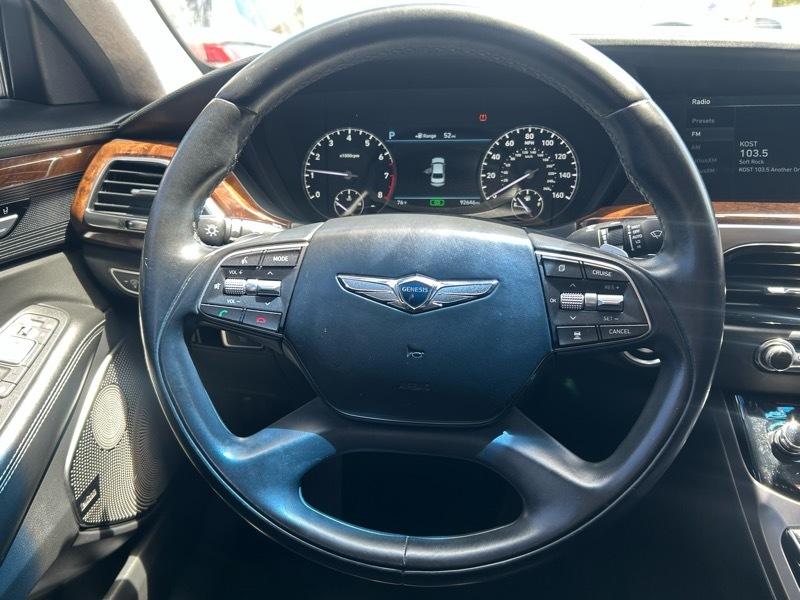 Genesis G90 Premium 2017