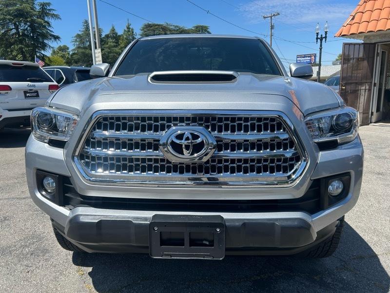 Toyota Tacoma SR5 Double Cab Long Bed V6 6AT 2WD 2017