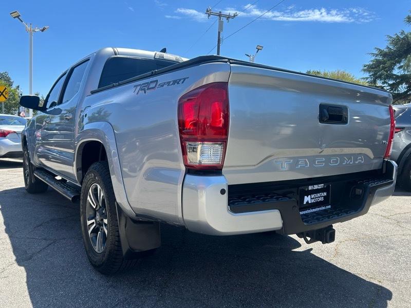 Toyota Tacoma SR5 Double Cab Long Bed V6 6AT 2WD 2017