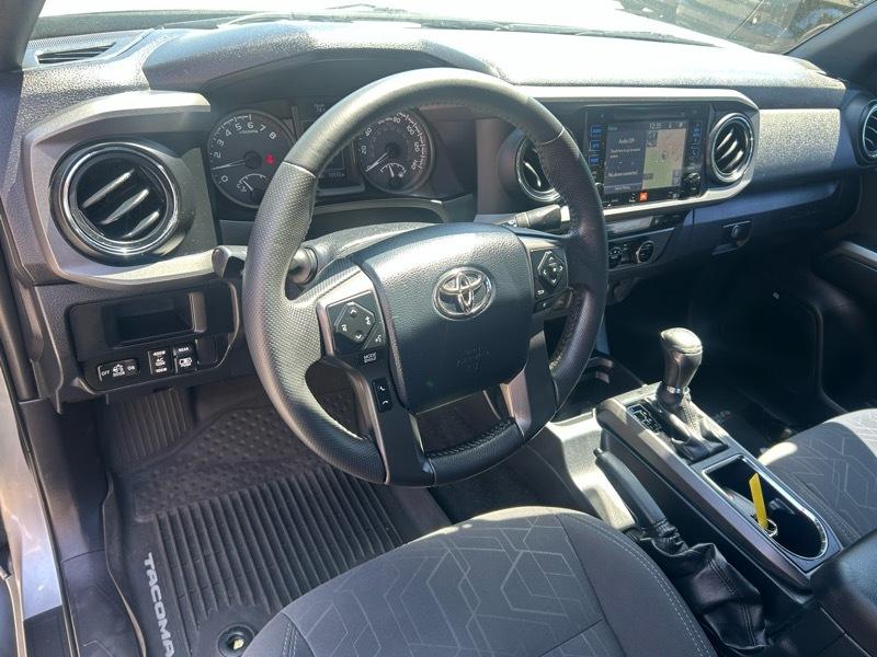 Toyota Tacoma SR5 Double Cab Long Bed V6 6AT 2WD 2017