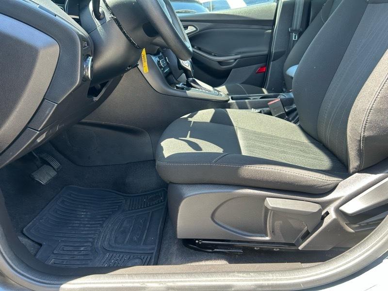 Ford Focus SEL Hatch 2018