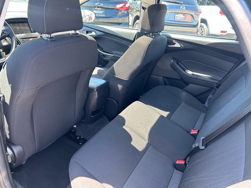 Ford Focus SEL Hatch 2018