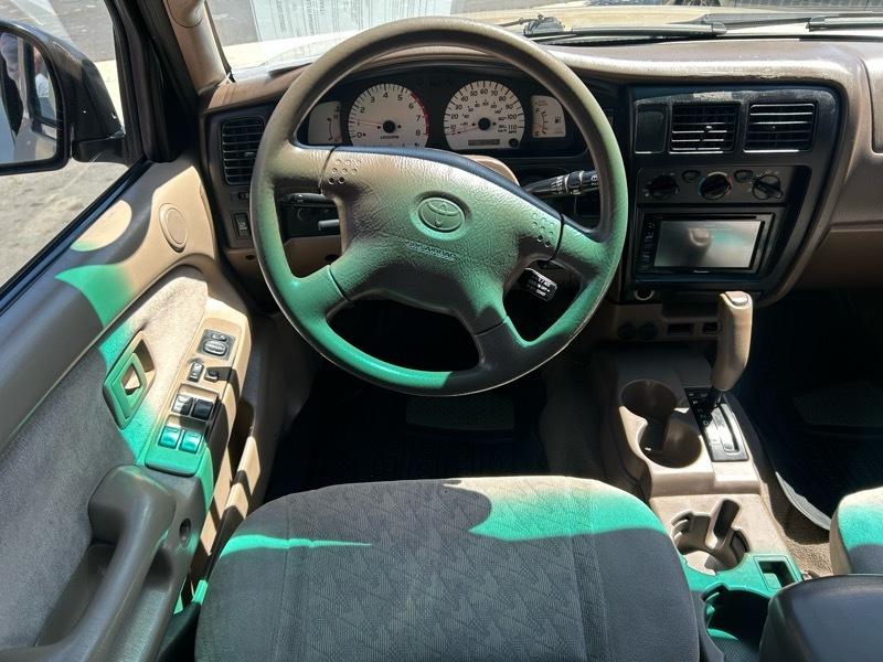 Toyota Tacoma PreRunner Double Cab V6 2WD 2003