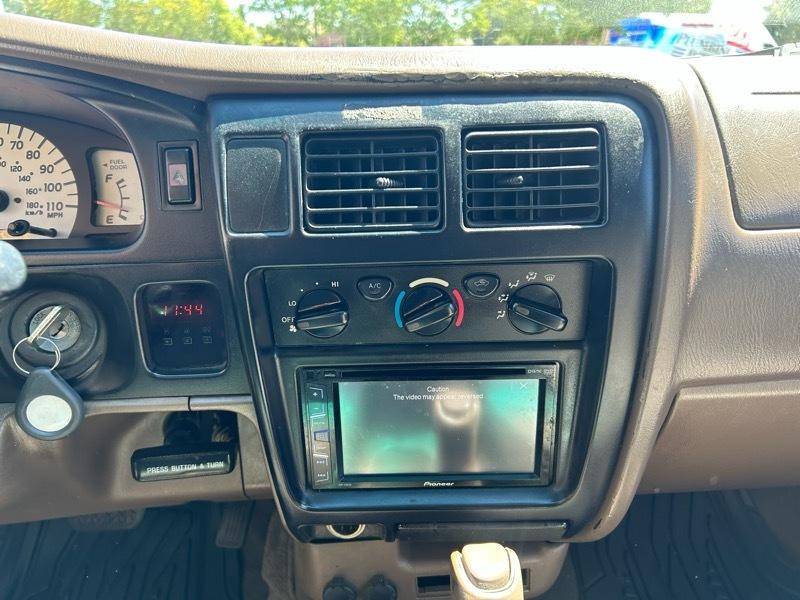 Toyota Tacoma PreRunner Double Cab V6 2WD 2003