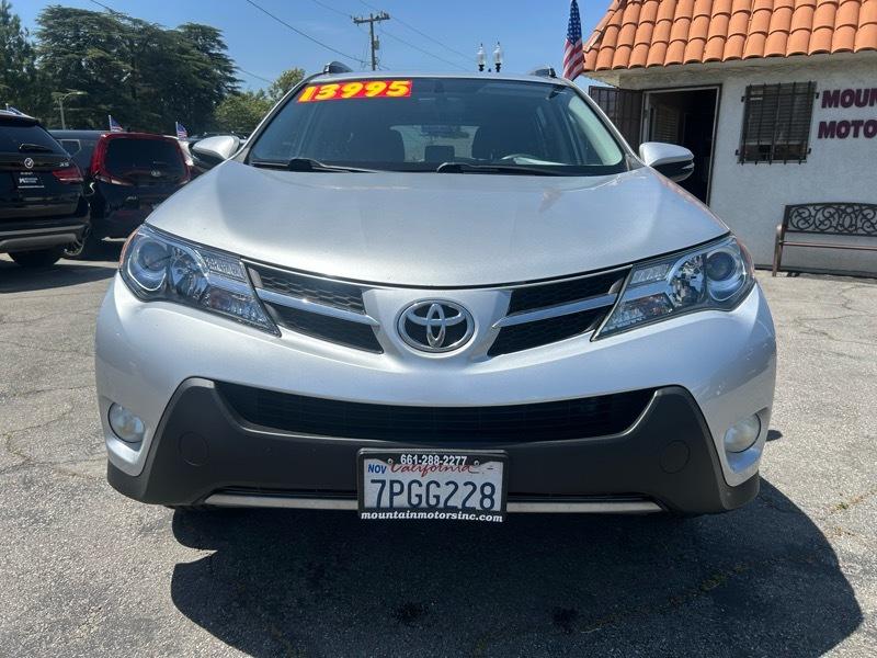Toyota RAV4 XLE FWD 2015