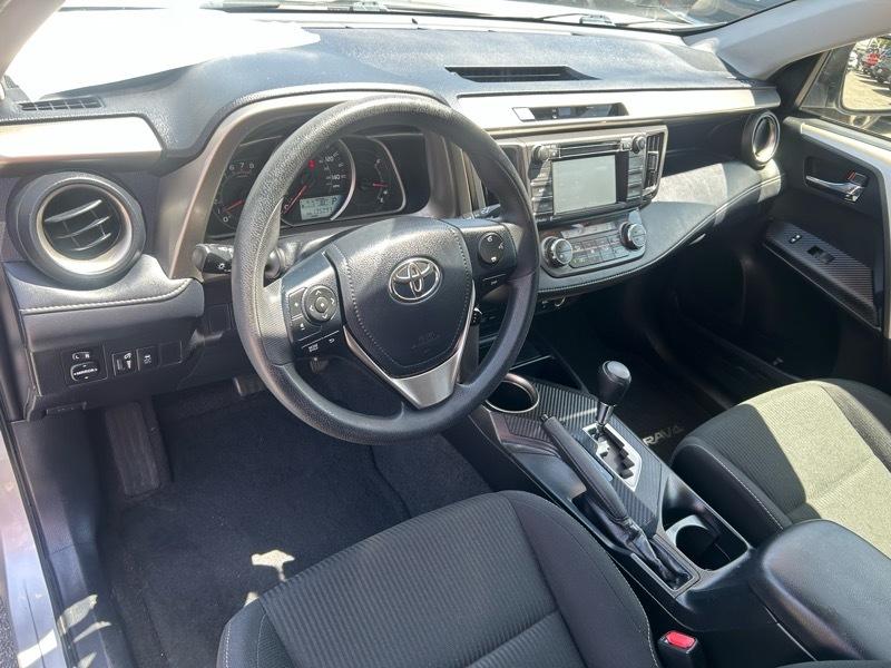 Toyota RAV4 XLE FWD 2015
