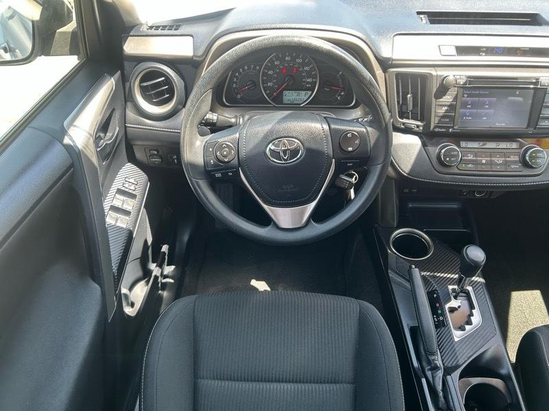 Toyota RAV4 XLE FWD 2015