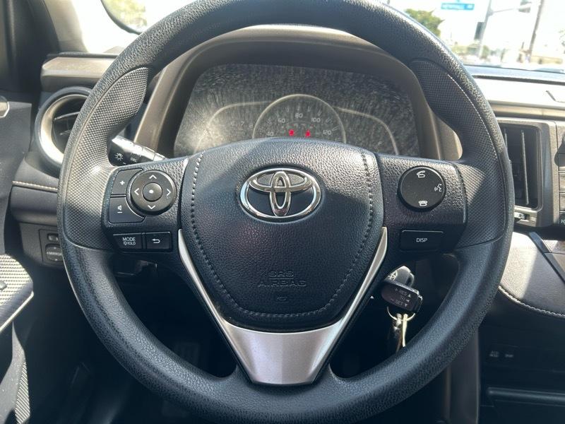 Toyota RAV4 XLE FWD 2015