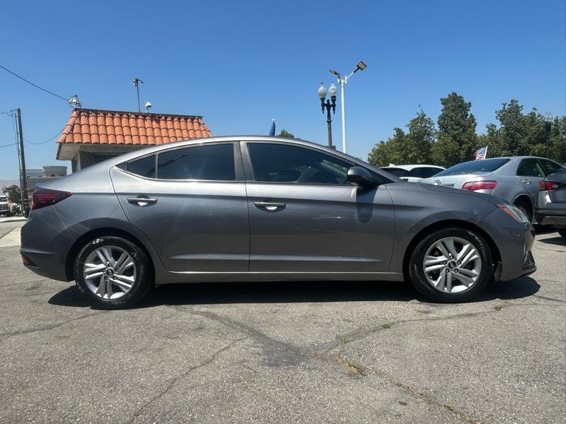 Hyundai Elantra Limited 2020