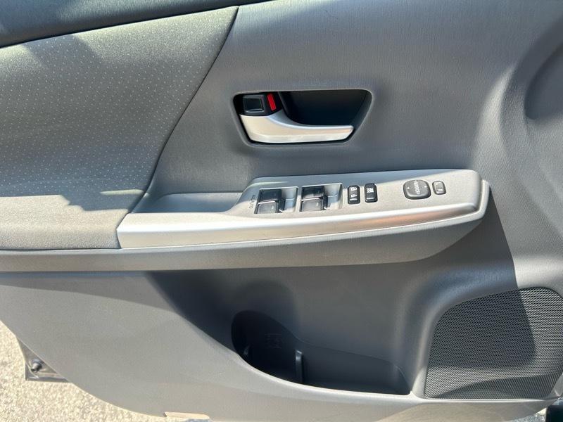Toyota Prius V Two 2012