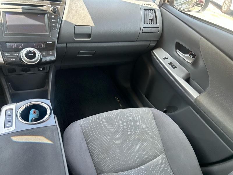 Toyota Prius V Two 2012