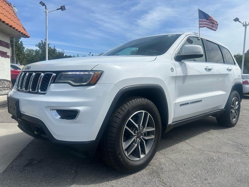 Jeep Grand Cherokee Laredo 4WD 2020