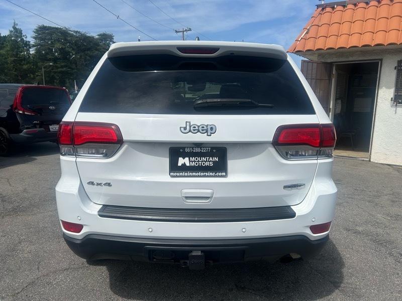Jeep Grand Cherokee Laredo 4WD 2020