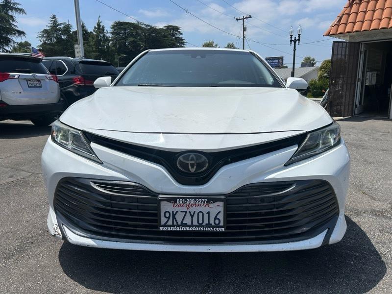 Toyota Camry XLE 2019