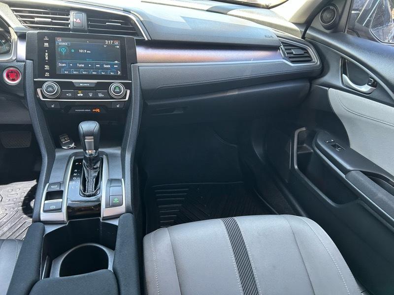 Honda Civic EX-T Sedan CVT 2017