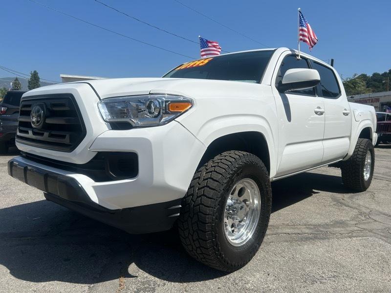 Toyota Tacoma SR5 Double Cab Long Bed I4 6AT 2WD 2018