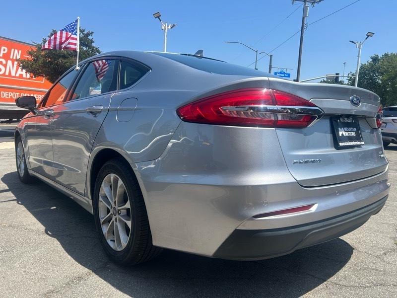Ford Fusion SE 2020