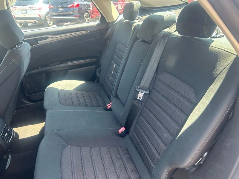 Ford Fusion SE 2020