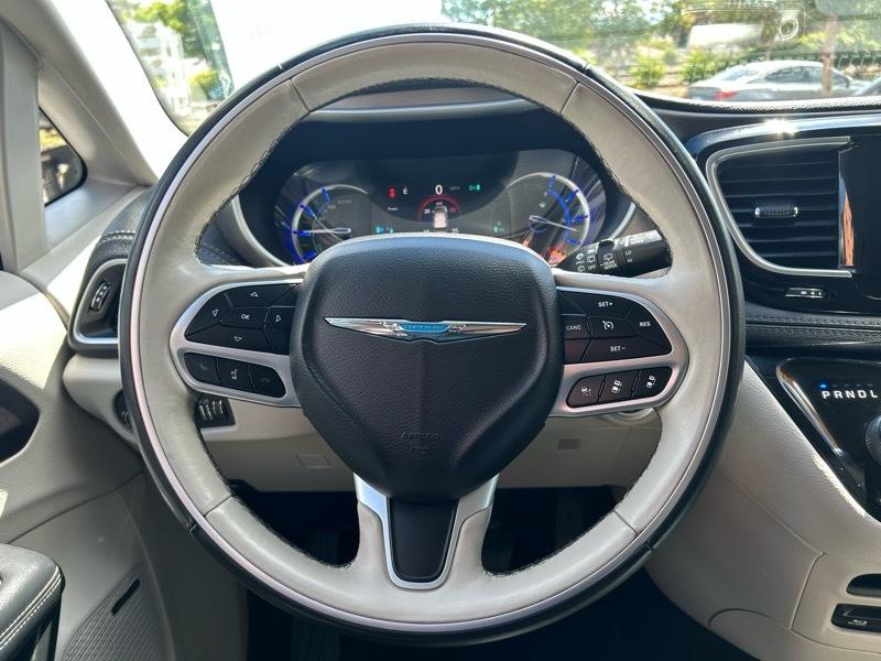 Chrysler Pacifica Hybrid Limited 2018