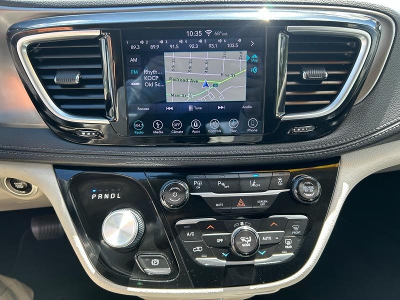 Chrysler Pacifica Hybrid Limited 2018