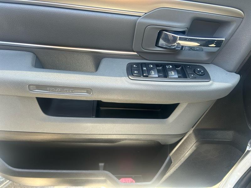 RAM 1500 Classic Tradesman 4x2 Quad Cab 6'4" Box 2019