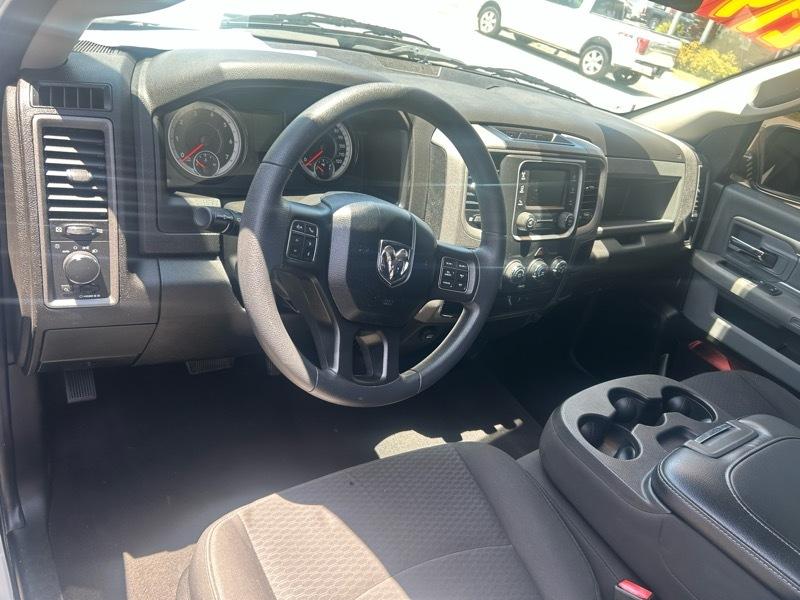 RAM 1500 Classic Tradesman 4x2 Quad Cab 6'4" Box 2019
