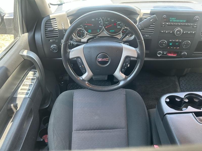 GMC Sierra 1500 SLE Crew Cab 2WD 2011