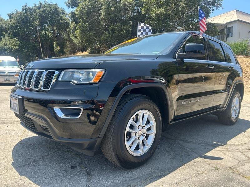 Jeep Grand Cherokee Laredo 2WD 2019