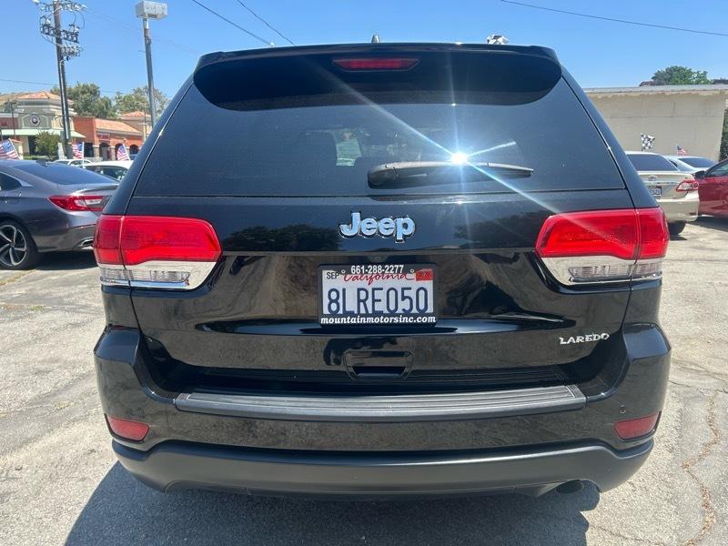 Jeep Grand Cherokee Laredo 2WD 2019