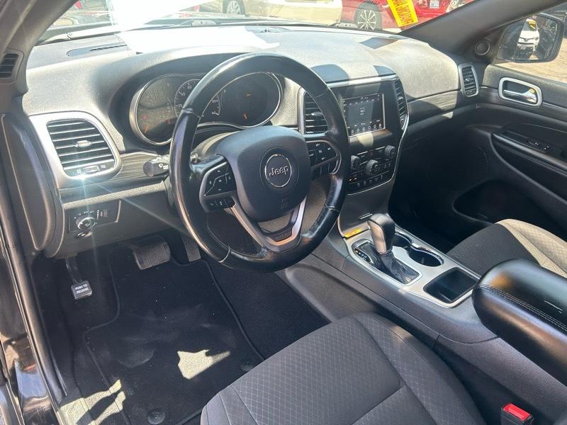 Jeep Grand Cherokee Laredo 2WD 2019