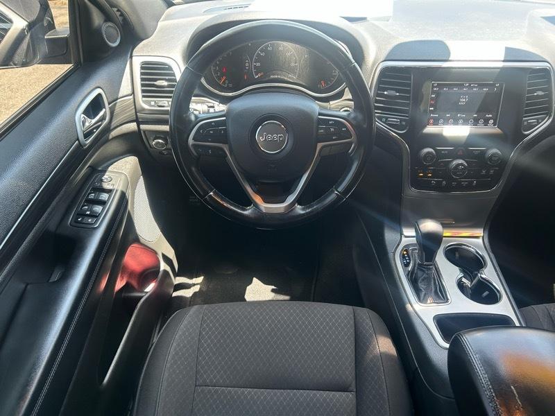 Jeep Grand Cherokee Laredo 2WD 2019