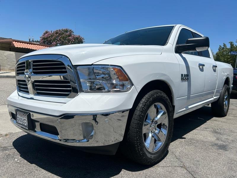 RAM 1500 Big Horn 4x2 Quad Cab 6'4" Box 2017