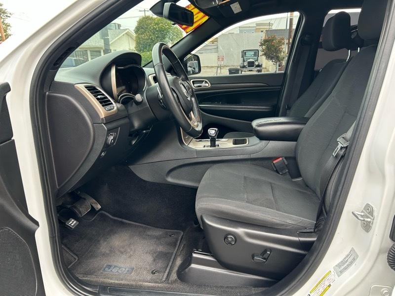 Jeep Grand Cherokee Laredo 2WD 2015