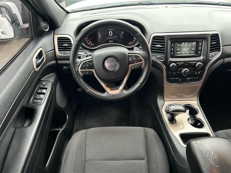 Jeep Grand Cherokee Laredo 2WD 2015