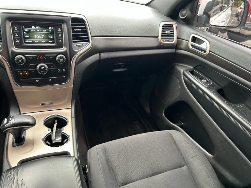 Jeep Grand Cherokee Laredo 2WD 2015