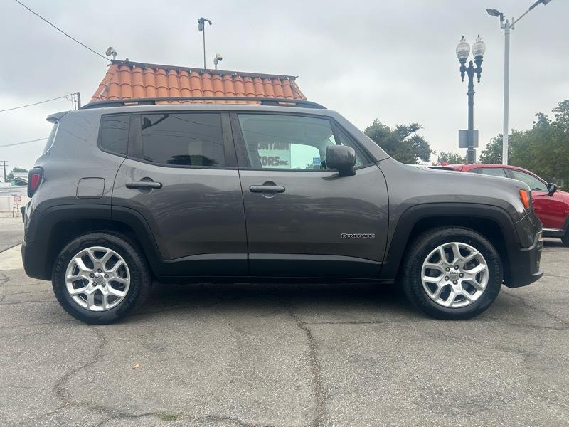 Jeep Renegade Latitude FWD 2017