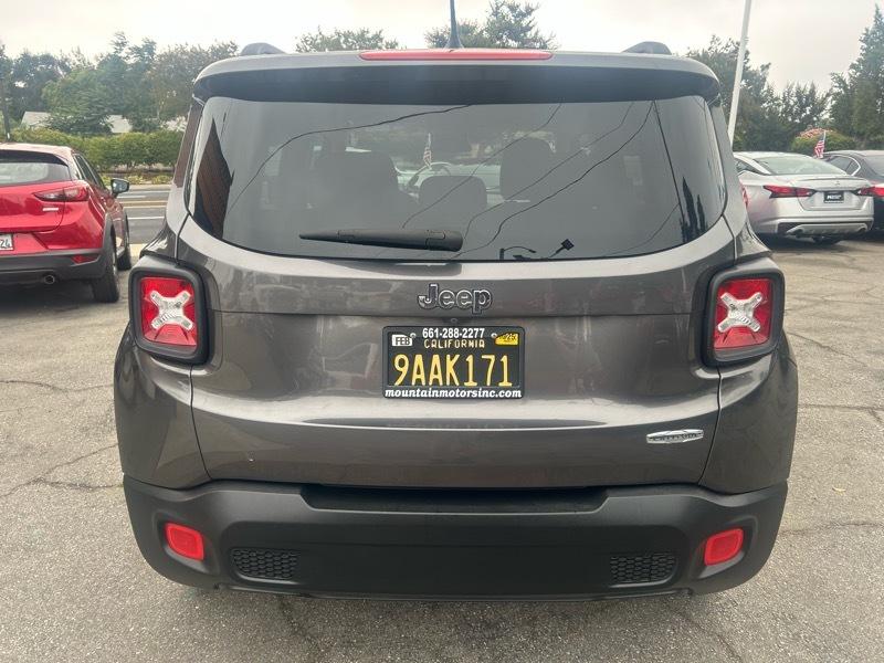Jeep Renegade Latitude FWD 2017