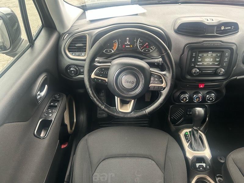 Jeep Renegade Latitude FWD 2017