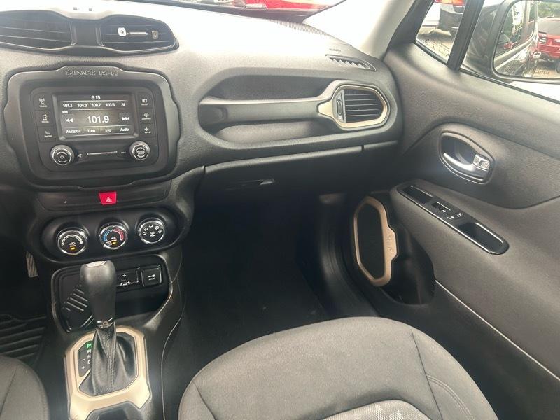 Jeep Renegade Latitude FWD 2017