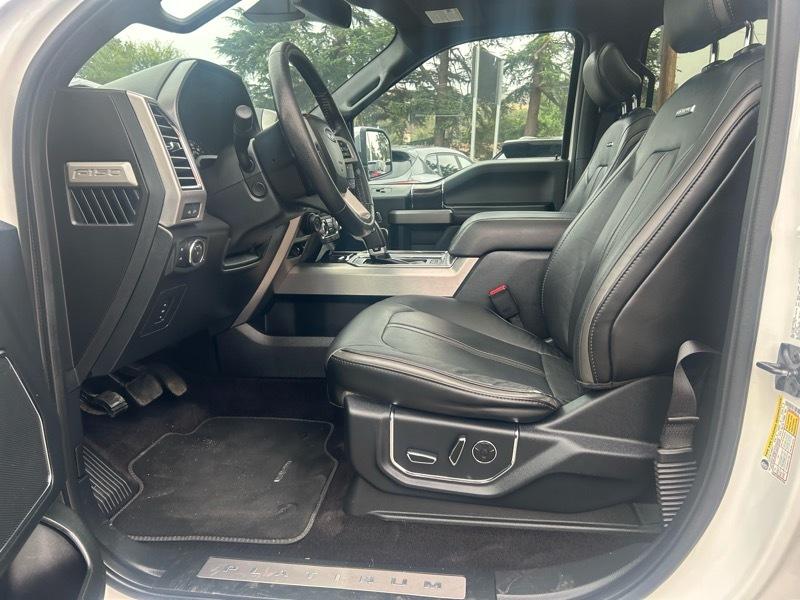 Ford F-150 Platinum SuperCrew 5.5-ft. Bed 4WD 2016
