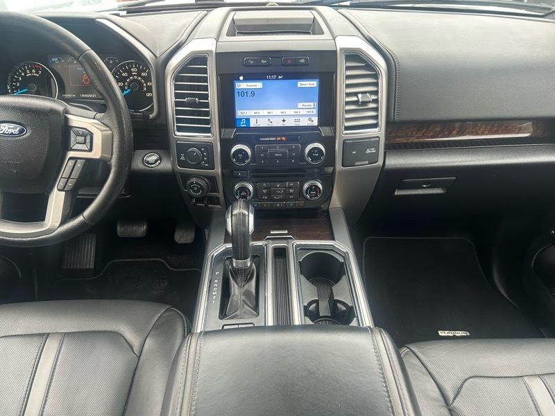 Ford F-150 Platinum SuperCrew 5.5-ft. Bed 4WD 2016