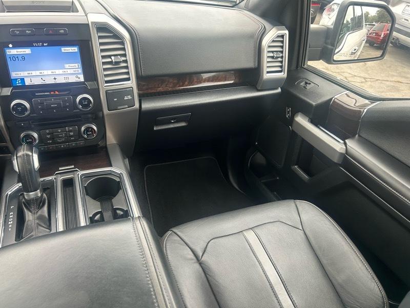 Ford F-150 Platinum SuperCrew 5.5-ft. Bed 4WD 2016