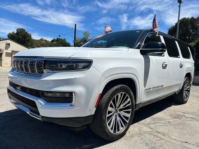Jeep Grand Wagoneer Series III 4WD 2023