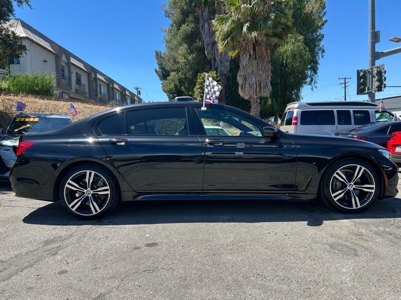 BMW 7-Series 740i 2018