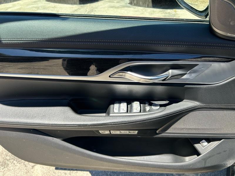 BMW 7-Series 740i 2018