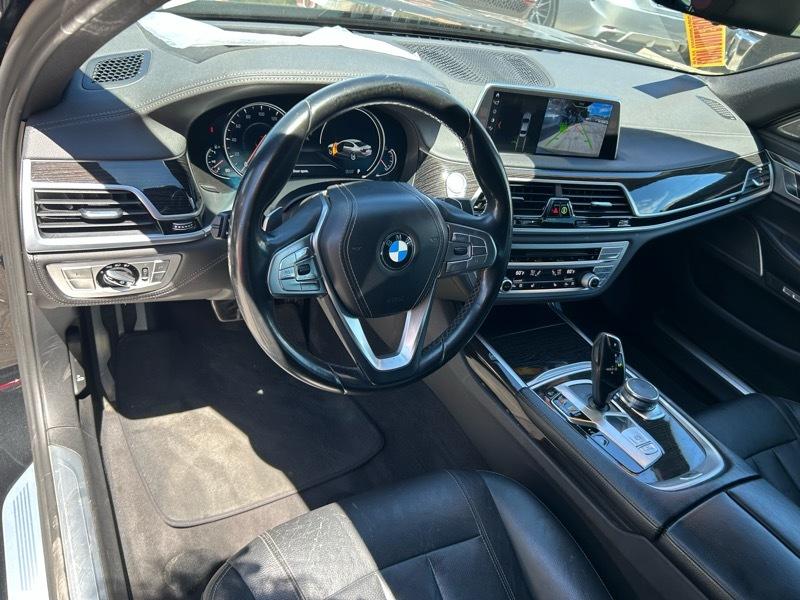 BMW 7-Series 740i 2018