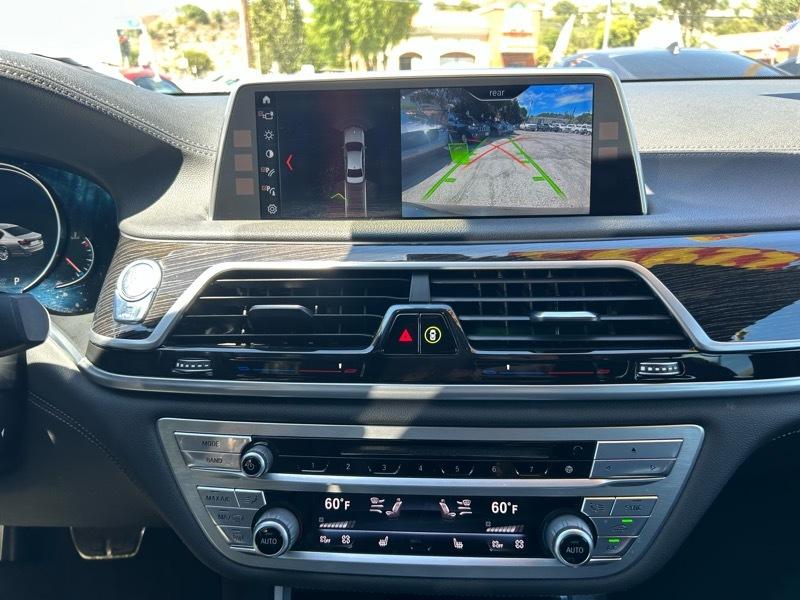 BMW 7-Series 740i 2018