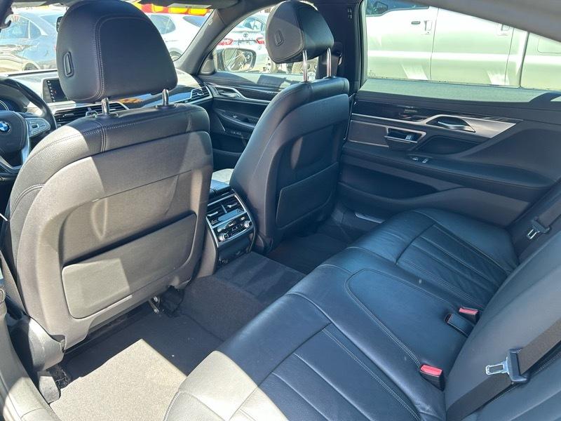 BMW 7-Series 740i 2018