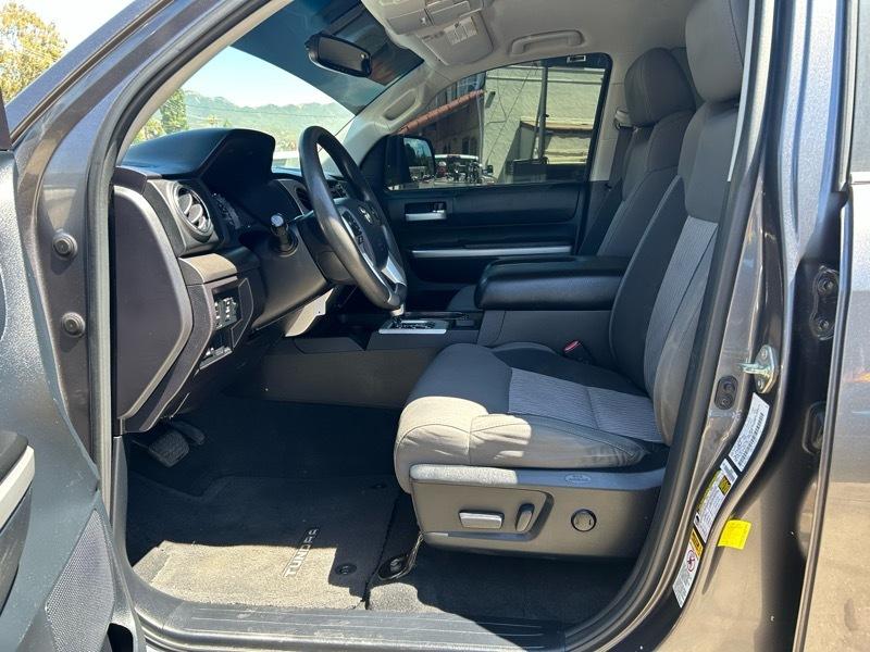 Toyota Tundra SR5 5.7L V8 Double Cab 2WD 2014